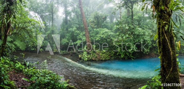 Picture of Rio Celeste blue acid water color mixing in Costa Rica